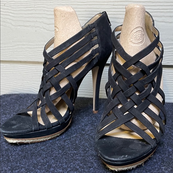 Caged Heels - Picture 4 of 6